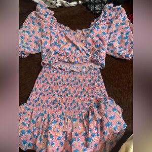 Two piece flor set